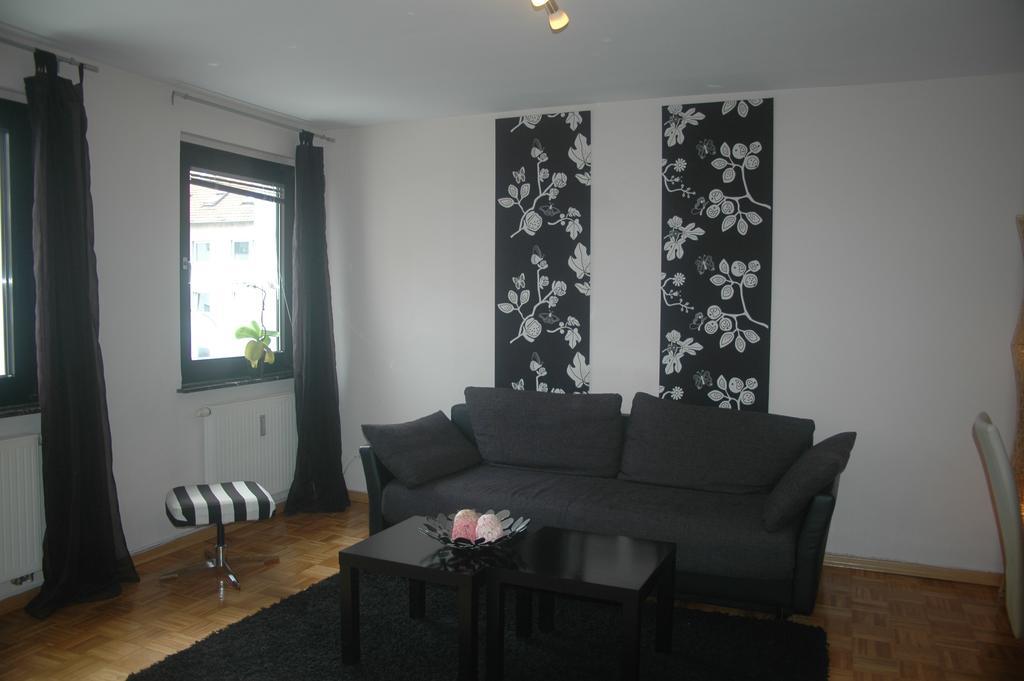 Köln Appartement Zimmer foto