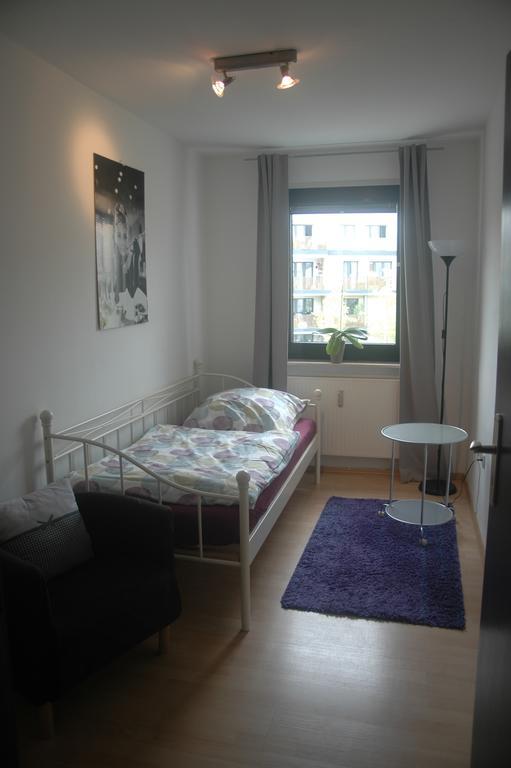 Köln Appartement Zimmer foto