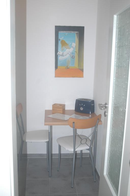 Köln Appartement Zimmer foto